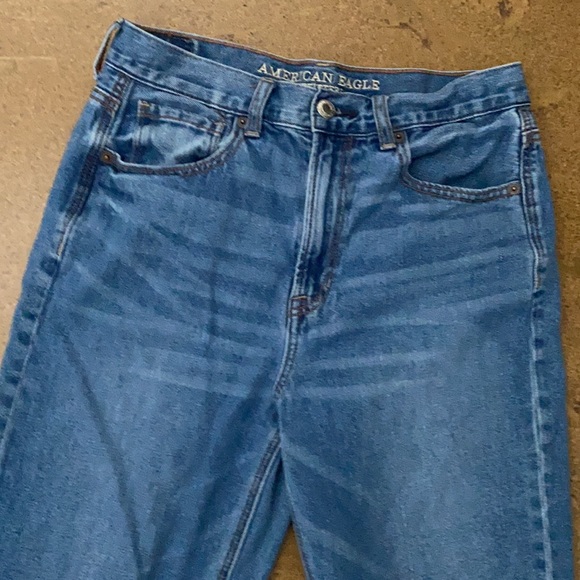 American Eagle Mom Jeans - Picture 2 of 5
